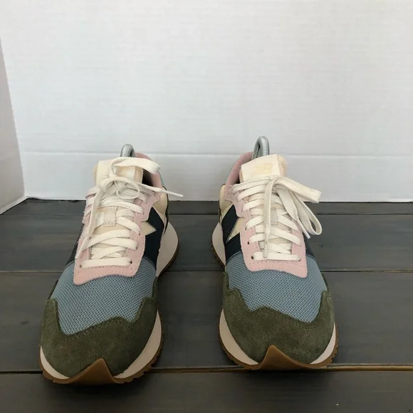 New Balance 237 Women’s Pastel Blue Pink Olive Retro Runner Sneakers - Picture 2 of 10